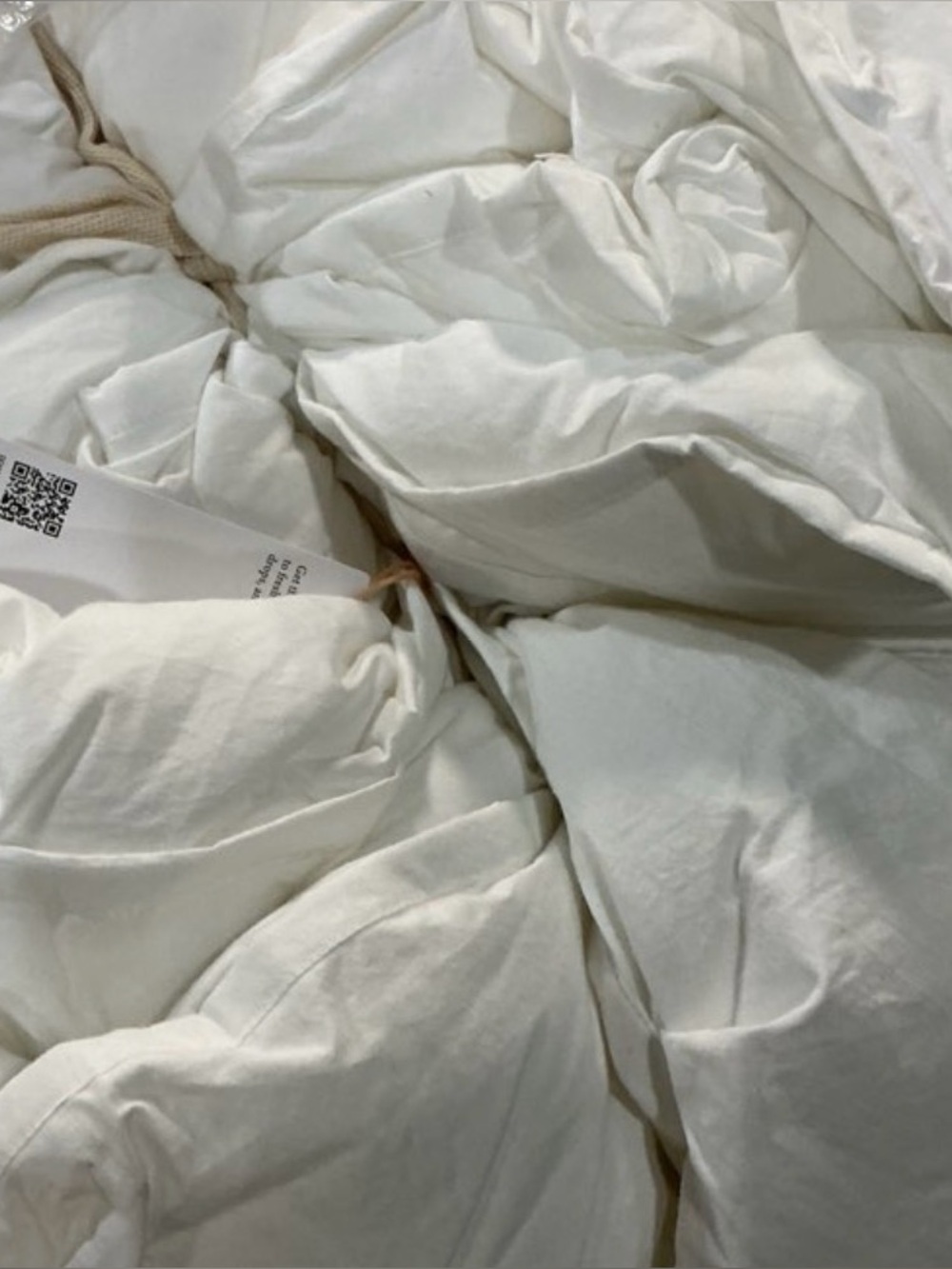 Quince Cotton Pintuck Comforter- Full/Queen - Picture 5 of 6